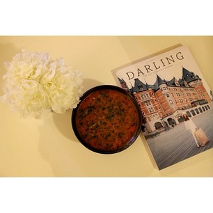 lunch break // soup + @darlingmagazine on this snowy day ❄️
