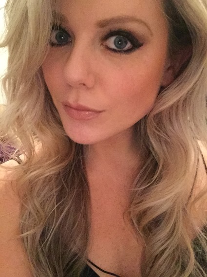 Glamming Up For The Holidays With Mary Kay || Gracie Gordon