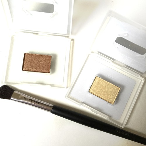 Glamming Up For The Holidays With Mary Kay